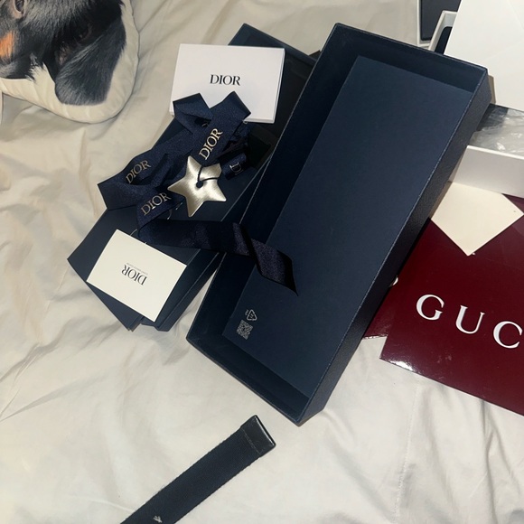 Luxury Designer Gift Boxes - Picture 4 of 9